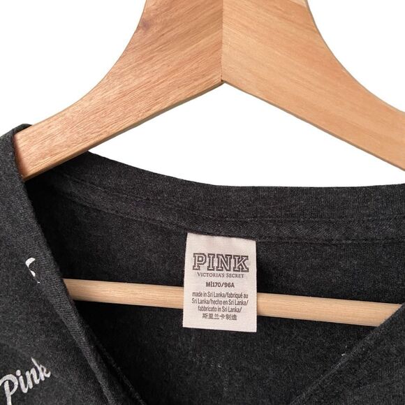 PINK Victoria's Secret Basic Crewneck T-Shirt in Size Medium - Picture 7 of 8